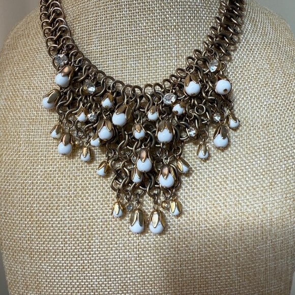 Ann Taylor Bold Gold-Tone Chain Statement Necklace With White Bead & Crystal - Picture 3 of 9